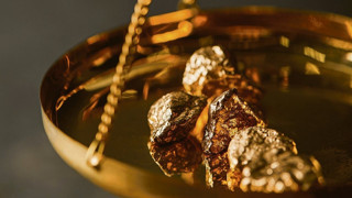 Doların kimyası bozuldu, altın coştu