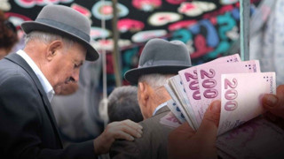 Emekli ve işsizler ekonomide karamsar: Kadınlar daha zor geçiniyor!