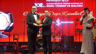 MARSİFED’den İş Bankası’na ‘Cumhuriyete Değer Katanlar’ ödülü