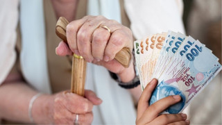 Eskiden ikramiyeyle ev alınıyordu: Emekli 15 yılda 10 metrekare kaybetti