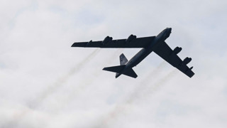 ABD’de B-52 bombardıman uçağı düştü