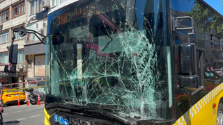 Fatih'te İETT otobüsü ambulansa çarptı: 5 yaralı, soruşturma başlatıldı