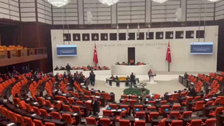 İYİ Partili Türkoğlu şehit isimlerini okudu, oturuma ara verildi