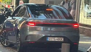 Milli gurur TOGG, yurt dışında: İlk defa bir TOGG'a yabancı plaka takıldı!
