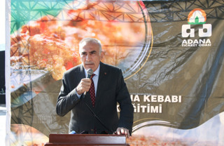 Adana Kebabının eğitimli ustaları... - Resim : 1