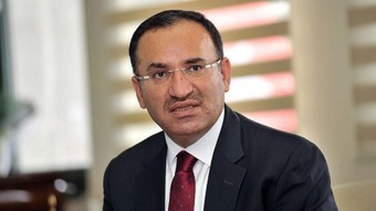 Bekir Bozdağ'dan Özgür Özel'in erken seçim çağrılarına yanıt: TBMM, vakti gelince sandığı milletin huzuruna getirecektir