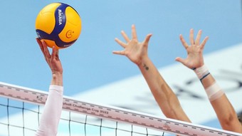 Fenerbahçe Kadın Voleybol Takımı, İtalyan pasörü kadrosuna kattı