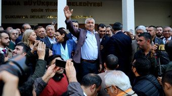 Zeydan Karalar bir aydır cezaevinde: Adalet ve halk iradesi galip gelecek