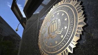 FBI, en çok arananlar listesine aldığı kişi için 3 milyon dolar ödül koydu