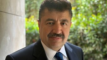 Bezmiâlem'de yeni dönem: Rektör Adem Akçakoca göreve başladı