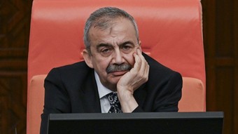 SON DAKİKA... Sırrı Süreyya Önder hayatını kaybetti
