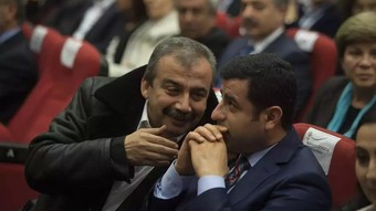 Selahattin Demirtaş’tan Sırrı Süreyya Önder’e veda: Ölüm sana yakışmadı