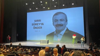 Sırrı Süreyya Önder'e veda: AKM'de anma töreni düzenleniyor