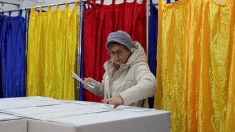 Romanya'da yenilenen cumhurbaşkanı seçimi ikinci tura kaldı