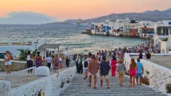 Türkler, Yunanistan’a akın etti! 1,5 milyon ziyaretçiyle rekor kırıldı