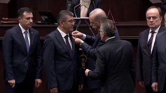 Gelecek Partisi'nden istifa eden Konya Milletvekili Hasan Ekici AK Parti'ye katıldı