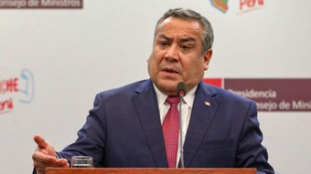 Peru Başbakanı Adrianzen, görevinden istifa etti