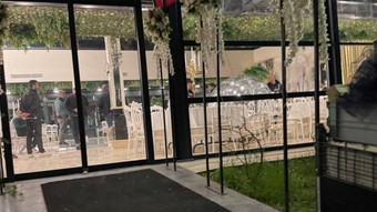 Düğün salonunda disko topu gelin ve 2 davetlinin üzerine düştü