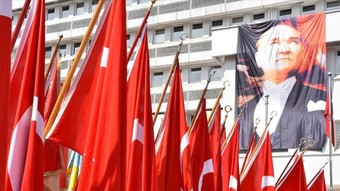 İş dünyasından 19 Mayıs mesajları: Görevimiz gençliğe sahip çıkarak önünü açmak
