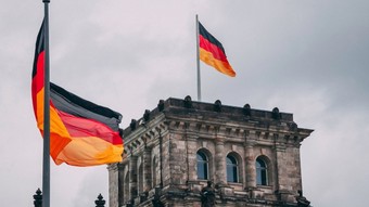 Almanya'da iş dünyasının güveniyle Euro toparlandı