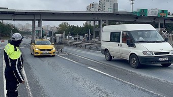 Avcılar gişeleri yıkılıyor: Otoyola giriş ve çıkışlar kapatılacak