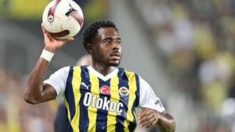 Osayi Samuel'e hırsızlık şoku! Değerli eşyaları çalındı