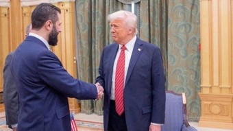 Trump'ın açıklamasının ardından adım atıldı: ABD, Suriye'ye yönelik yaptırımları kaldırdı