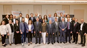 Paranın Yönü 1 yaşında