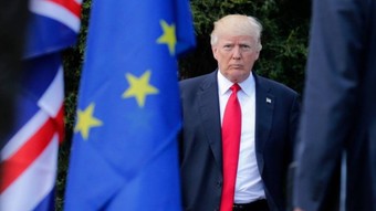 Trump, AB'ye uygulanacak yüzde 50'lik vergiyi Temmuz 2025'e erteledi