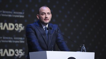 Mehmet Şimşek Türkiye için şans ama...