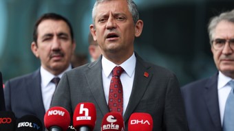 Özgür Özel'den HAK-İŞ'i ziyareti: Asgari ücrete temmuzda zam yapılmaması dayanılabilir bir noktada değil