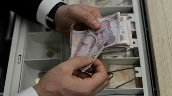 Tüketici, kredi bağımlısı oldu!