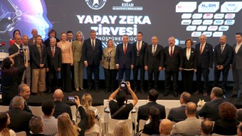 Zeka yapay, ilgi gerçek