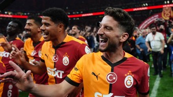 Dries Mertens, Galatasaray'a 5 kupayla veda etti