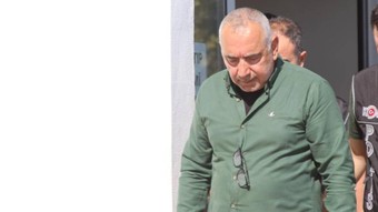 Seyhan Belediye Başkanı Oya Tekin ile eşi Celal Tekin de gözaltında