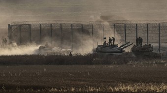 İsrail, Gazze'de hastaneyi İHA'larla hedef aldı