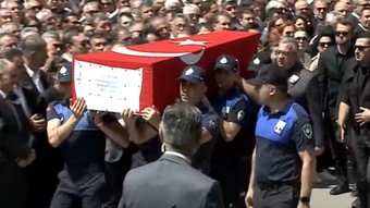 Manisalılar Ferdi Zeyrek'e veda ediyor