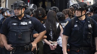 New York'ta düzensiz göçmenlere destek protestolarında 65 gözaltı