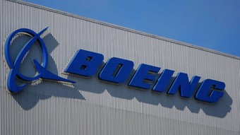 Hindistan'da yolcu uçağı düştü: Boeing hisseleri değer kaybetti