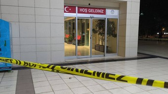 CHP'li Kadirli Belediyesi'ne taşlı saldırı
