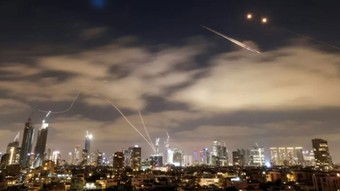 İran'dan İsrail'e yeni füze saldırısı: Tel Aviv'de sirenler çalıyor