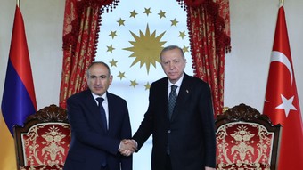 Cumhurbaşkanı Erdoğan, Nikol Paşinyan ile görüştü