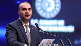 Bakan Kacır duyurdu: Türkiye, Antarktika'da daha aktif rol oynamaya hazırlanıyor
