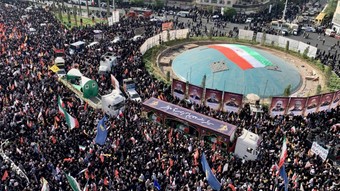 İsrail’in saldırılarında ölen İranlı yetkililer ve bilim insanları için cenaze törenleri düzenlendi