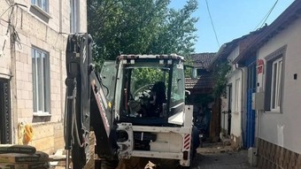 Kazıda doğal gaz borusu delindi! Patlamada 4 kişi yaralandı