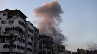 Gazze hükümeti: İsrail bugün 19 evi sakinlerinin başlarına yıktı