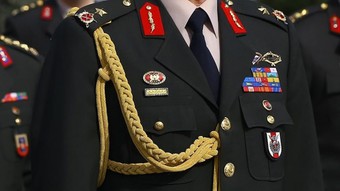 Generallerin yükselme şartları yeniden düzenleniyor   