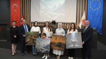 “Yeni Bir Perspektif: Görünenin Ötesi”