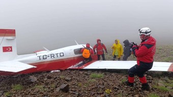 SON DAKİKA... Rize'ye giderken düşen jetin enkazına ulaşıldı: Pilot hayatını kaybetti, yolcu yaralı