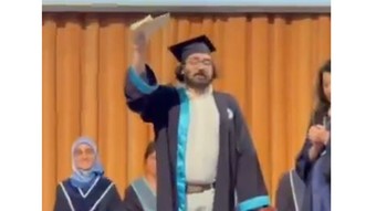 İmamoğlu'na destek için diplomasını yırtan genç gözaltına alındı